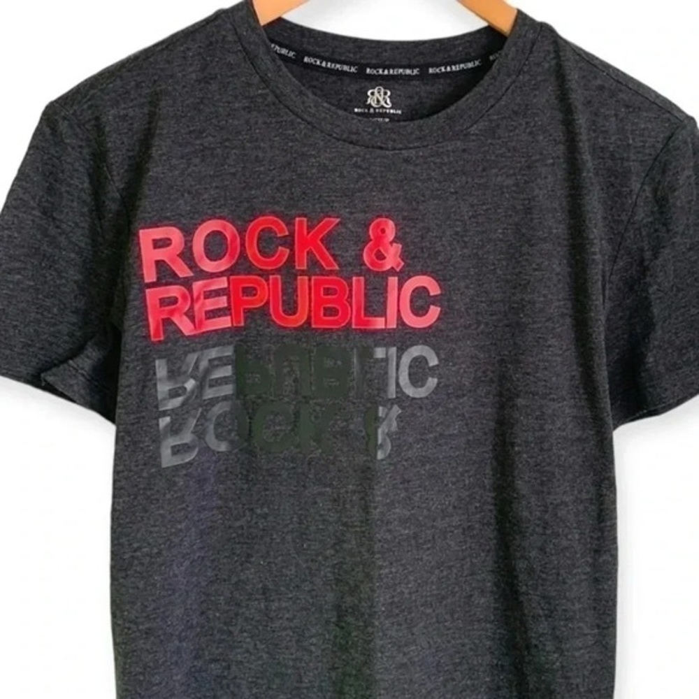 Rock &  Republic Graphic Tee NWOT - Picture 3 of 4